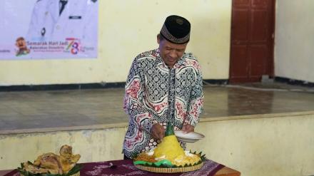 DO'A BERSAMA DAN SARASEHAN, PENYERAHAN BEASISWA BERPRESTASI DAN BEASISWA ANAK YATIM  DALAM RANGKA HA